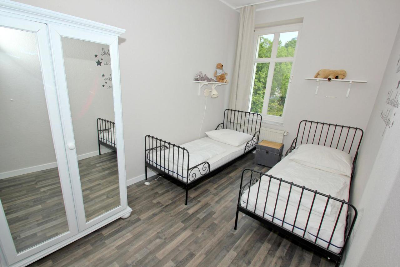 Balkon, Gratis Nutzung Vom Ahoi Erlebnisbad Und Sauna In Sellin - Residenz Strandeck Fewo01 奥斯特巴德·哥伦 外观 照片